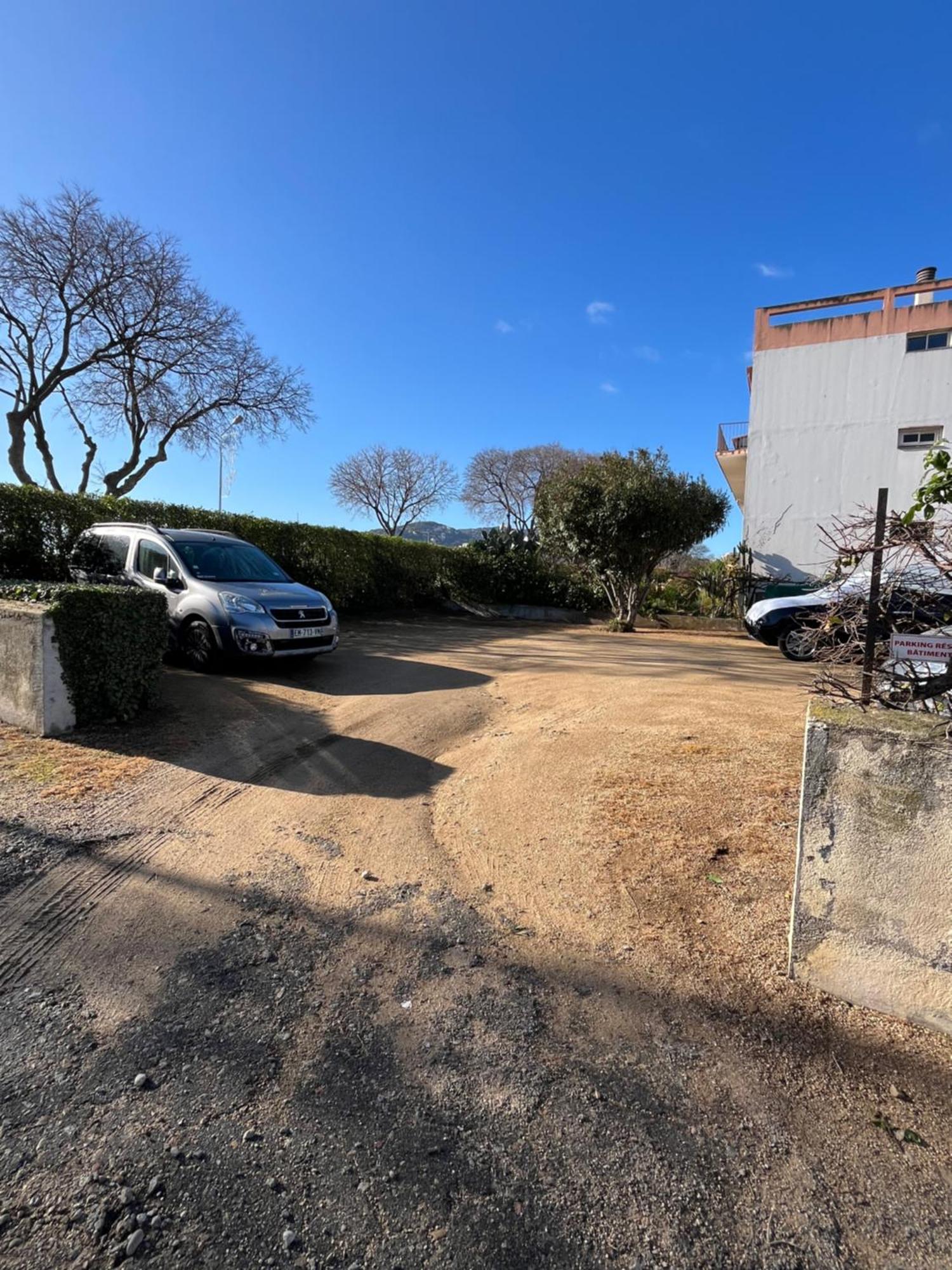 T3 - Front De - Parking - Confort